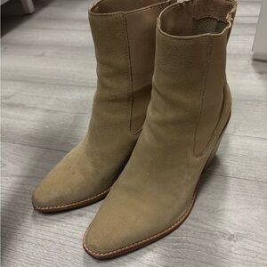 Treasure & Bond Taupe Heeled Boots